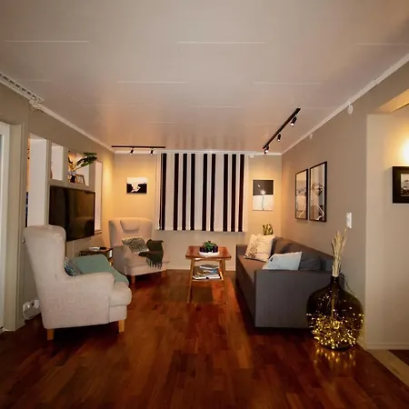 Apartamento Trivelig I Rolige, Bynaere Omgivelser *