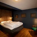 Trivelig I Rolige, Bynaere Omgivelser Tromsø