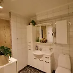Trivelig I Rolige, Bynaere Omgivelser Apartmán *