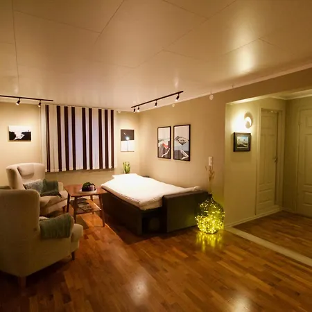 Trivelig I Rolige, Bynaere Omgivelser Apartmán Tromsø